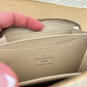 Louis Vuitton Cream Wallet with Textured Leather and Card Slots